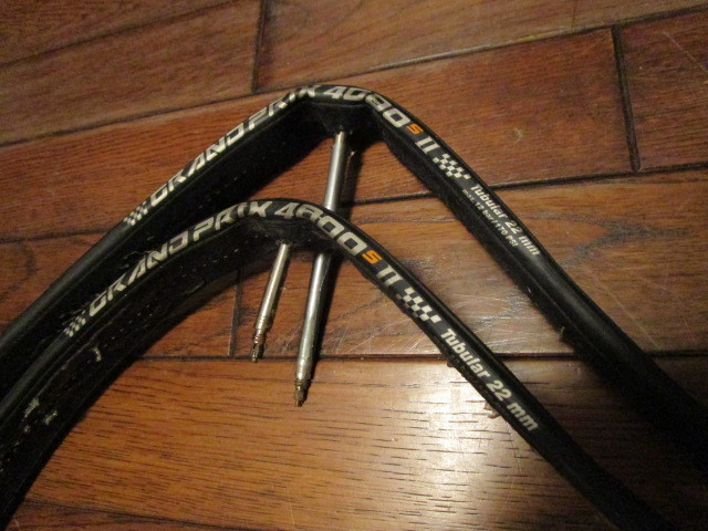  continental/GRAND PRIX4000/tubular/22mm 2本セット コンチネンタル グランプリ4000 22mm 2本セット /チューブラー/(700C（チューブラー）)｜売買されたオークション情報、yahooの商品情報をアーカイブ公開 - タイヤ
