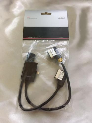 アウディ純正 AMI ライトニングコネクタ iPhone iPad iPod USBケーブル セット VW 新品 未開封_1