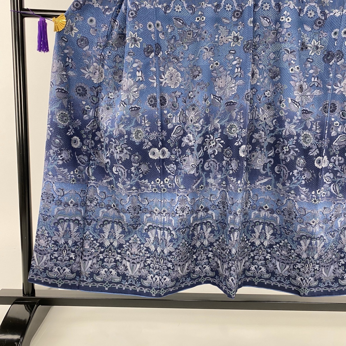 訪問着 逸品 草花 刺繍 段ぼかし 藍色 袷 身丈154cm 裄丈64cm M 正絹