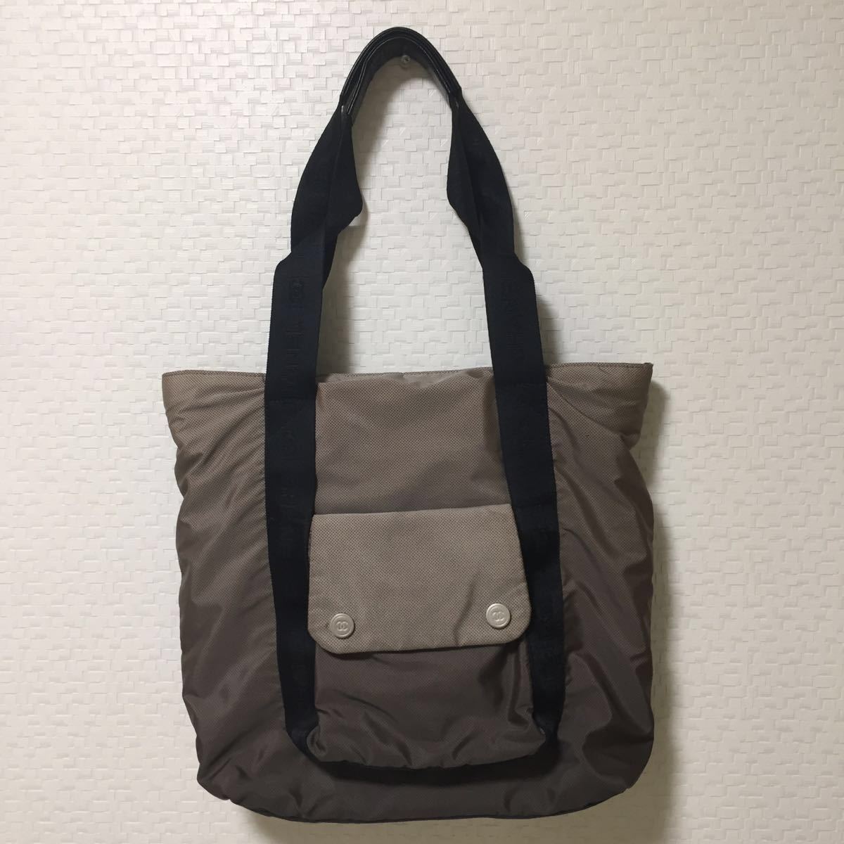 限定セール，定番人気 CHANEL シャネル スポーツ ライン トートバッグ Gカード付き 正規品(ショルダーバッグ)｜売買されたオークション情報、yahooの商品情報をアーカイブ公開 - オークファン かばん、バッグ