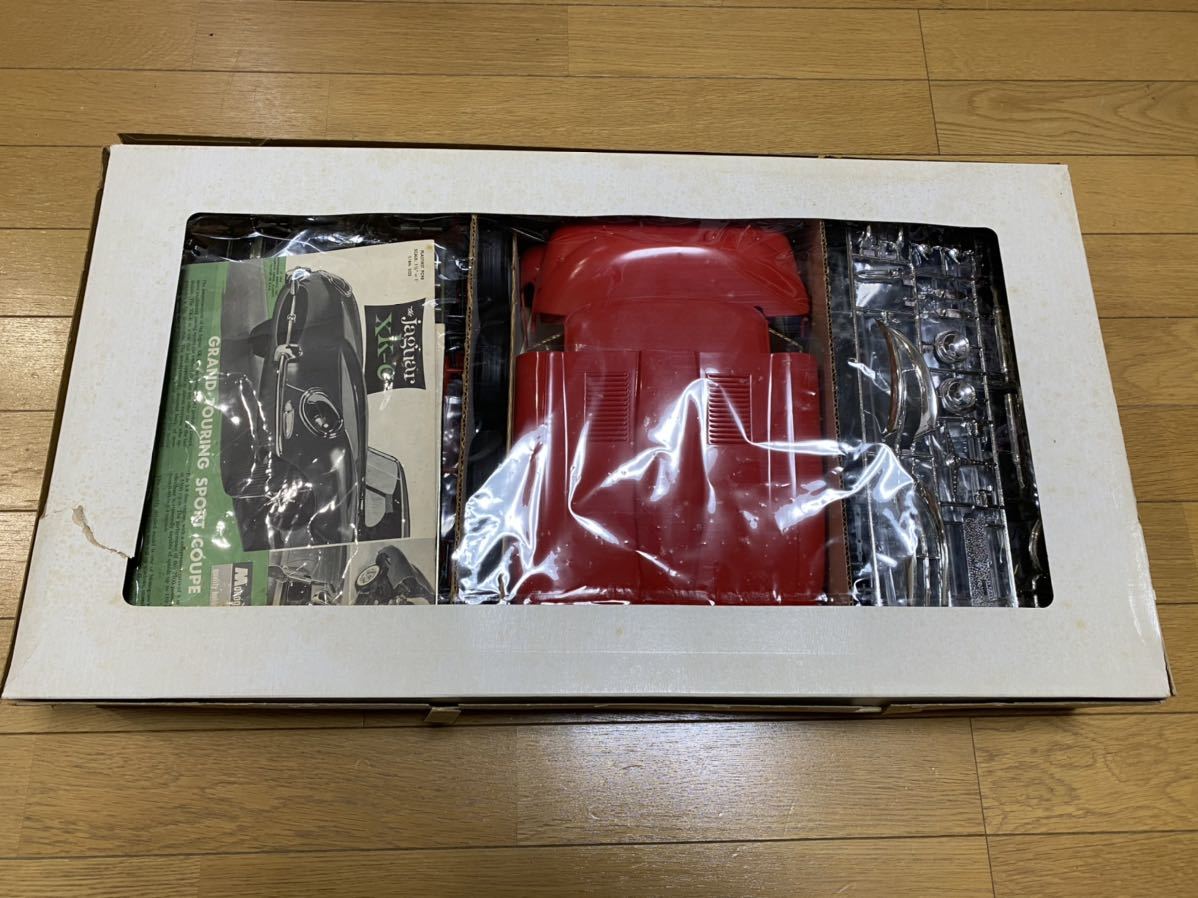 Monogram モノグラム 1/8 ジャガー xk-e Jaguar E-type 未組立