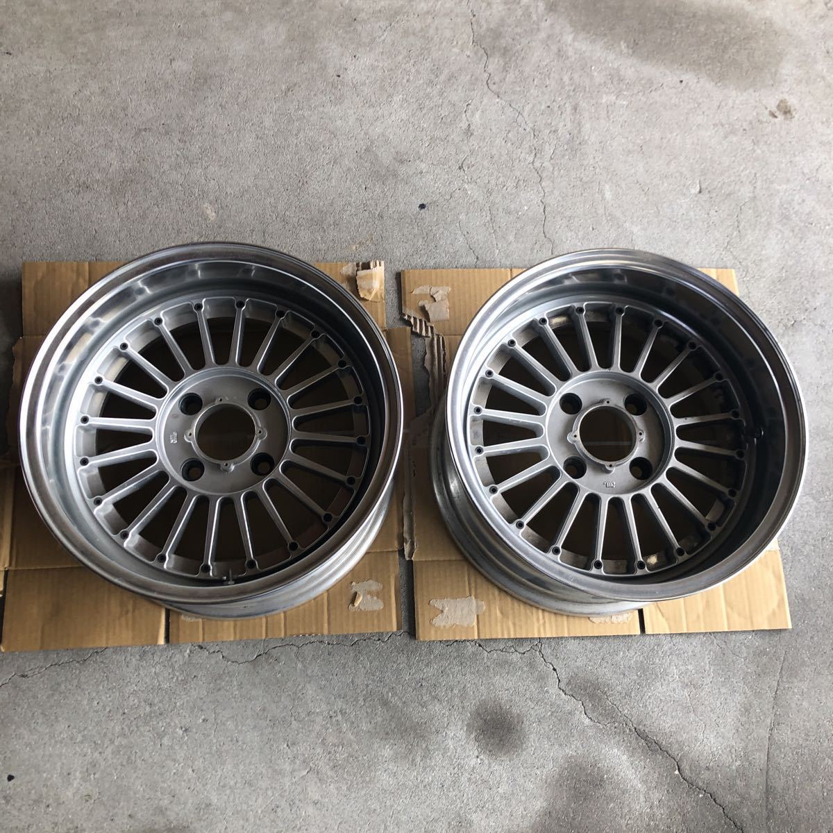 15インチ SSR 4穴 スピードスター x 114.3 車用ホイール 0 | 7.5j」