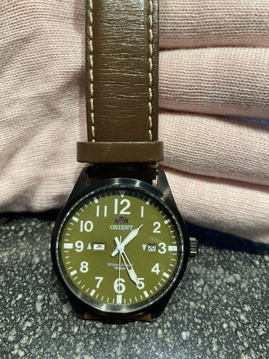 ORIENT オリエント UG1V-D0-B クォーツ メンズ腕時計 不動品 ジャンク ORIENT オリエント UG1V-D0-B クォーツ メンズ腕時計 不動品 ジャンク