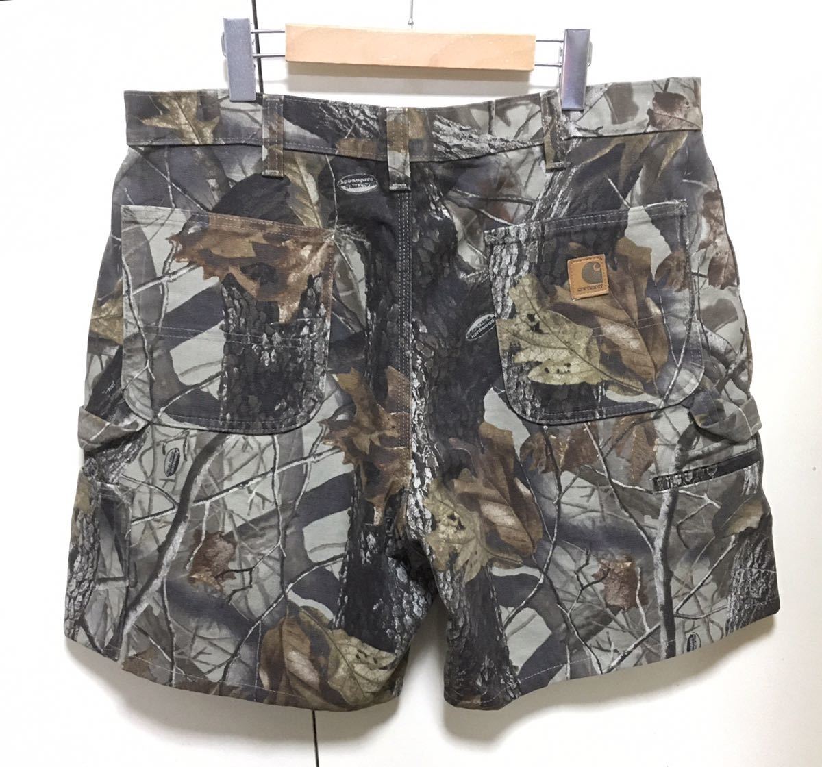 カーハート リアルツリー カモ Carhartt - ショートパンツ ワーク