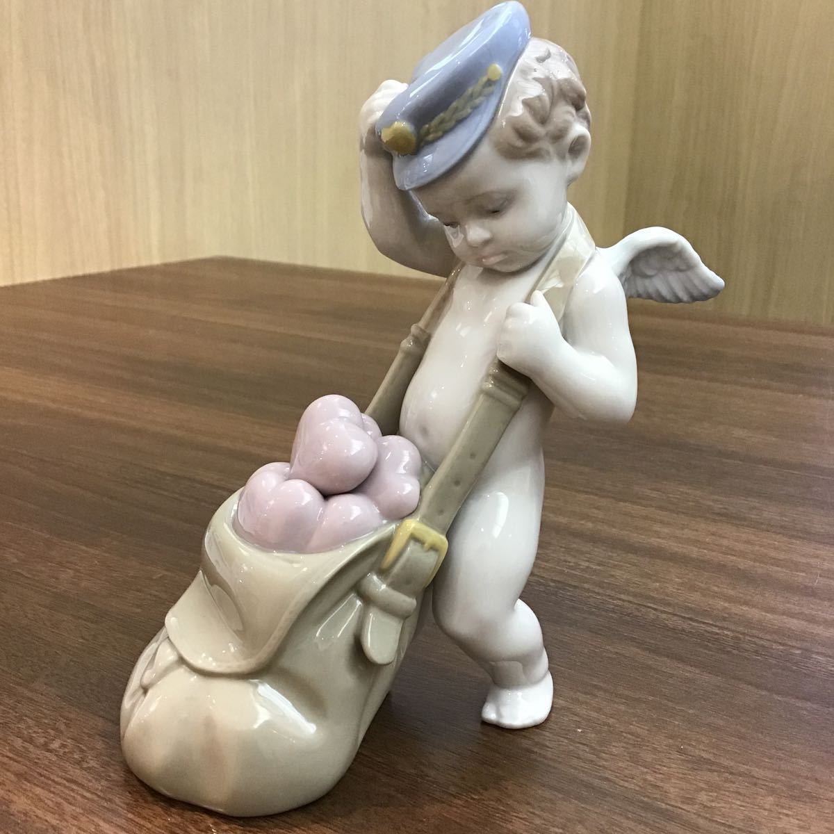 リヤドロ LLADORO ハートがいっぱい 天使 陶製 人形(K-XA952) 人形(K