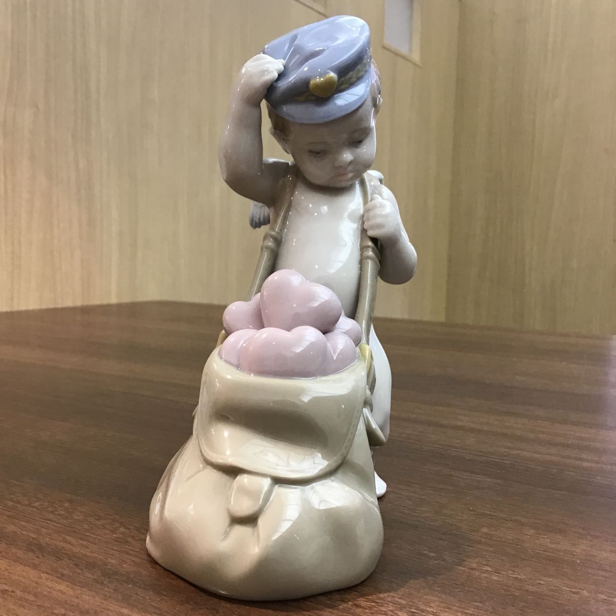 リヤドロ LLADORO ハートがいっぱい 天使 陶製 人形(K-XA952) リヤドロ