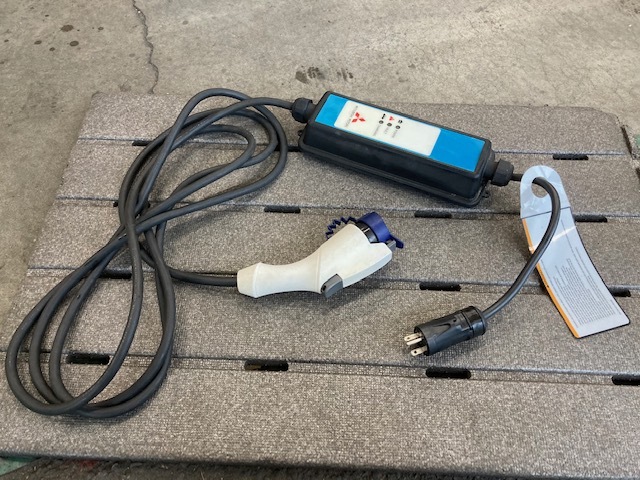 純正】MITSUBISHI i-MiEV ミツビシ アイミーブ 電気自動車 充電