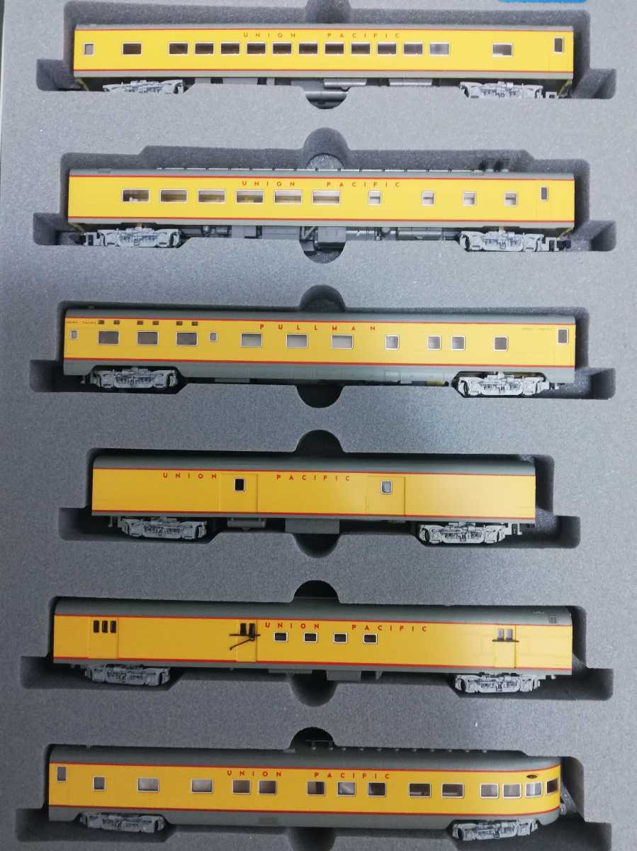 KATO 106-014 106-024 Union Pacific Smooth Side Passenger Car