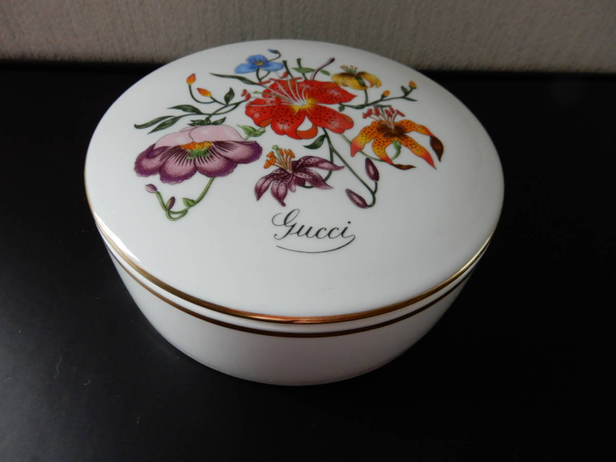 グッチ 白 - GUCCI カップ＆ソーサー＆ポット&トレー イタリア製