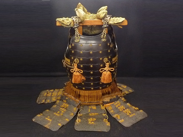 等身大 兜 】 鎧・兜 甲冑部品 甲冑の図解と基本解説／ホームメイト