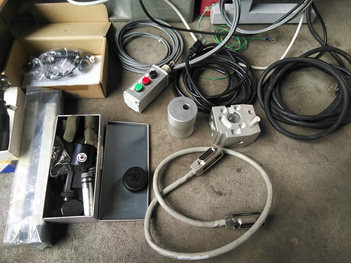 | 東京精密 ACCRETECH - 三次元座標測定機｜精密測定機器 PA600A-C6 ＣＮＣ三次元測定機 マシンライフ SVA600A 三次元座標測定機向け｜アクセサリ 三次元座標測定機向け 三次元座標測定機の中間点検 小林機械 株式会社 大型の三次元座標測定機が新たな挑戦と付加価値の高いモノづくりを 東京精密の三次元測定機の魅力に迫る！