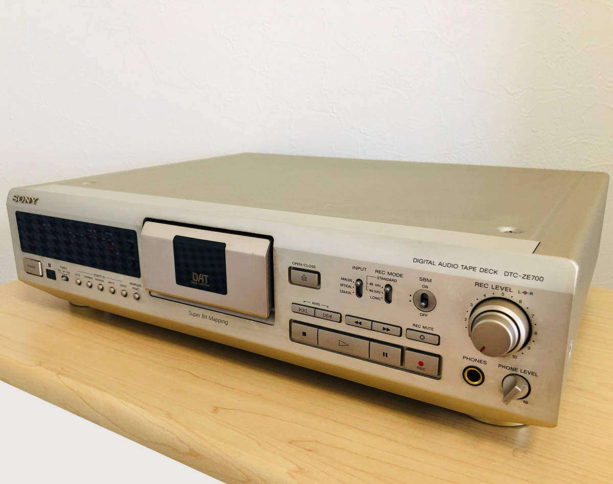 SONY DATデッキ DTC-ZE700 デジタルオーディオテープデッキ SONY DATテープデッキ DTC-ZE700