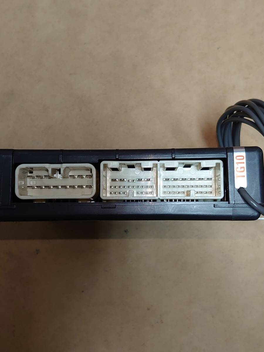 日野 グランドプロフィア エアループ ゆっくりウインカーリレー中古