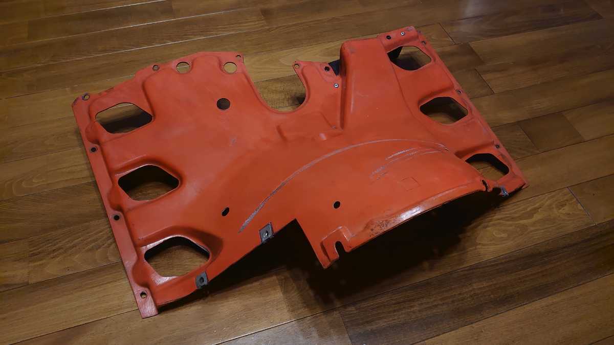 ポルシェ 911 ナロー 930 エンジンシュラウド クーリングファンカバー