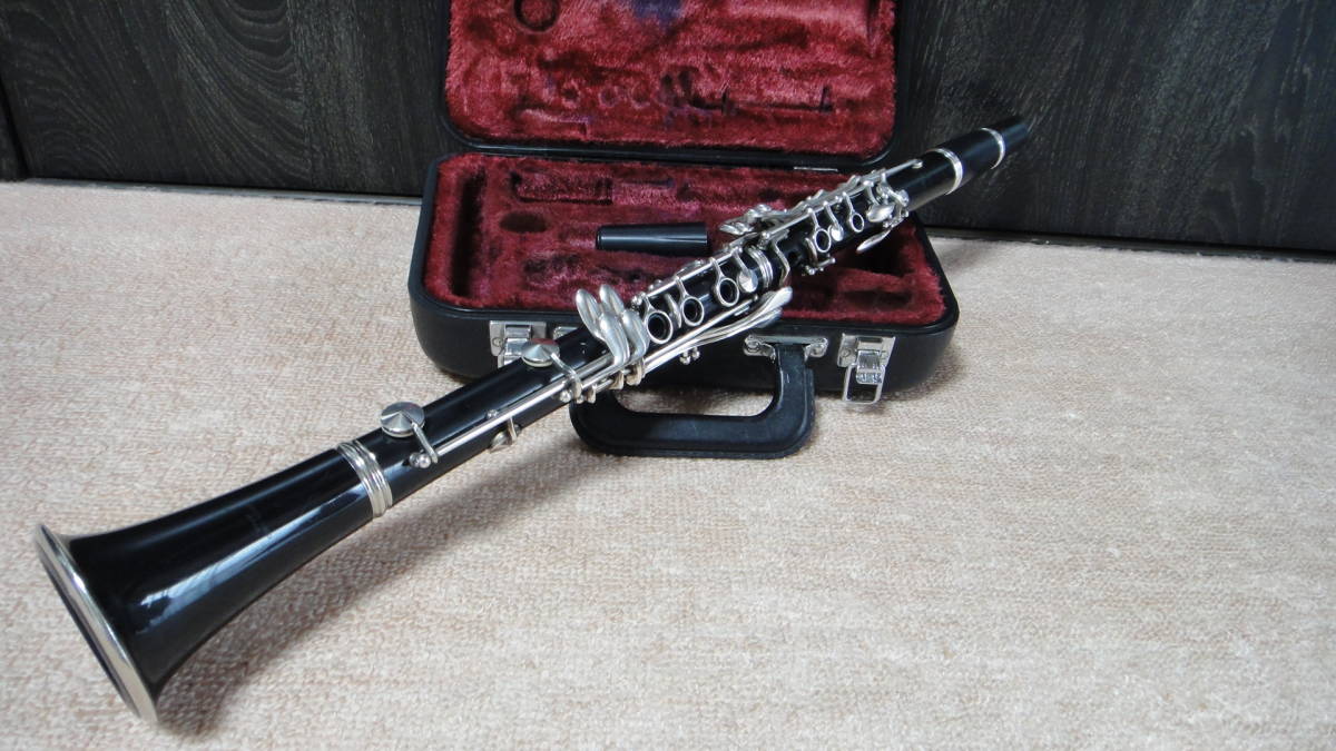 YAMAHAクラリネット　YCL-27 ハードケース付き 驚きの破格値，最新作 ☆中古品 YAMAHA クラリネット YCL-27 ハード
