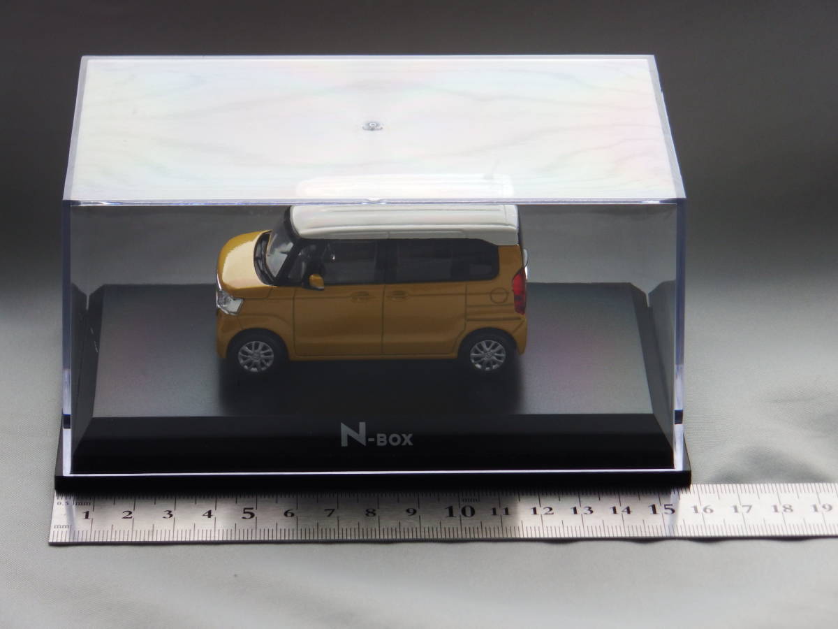Honda N ｂｏｘ カラーサンプル用ミニカー イエロー ホワイト ケース入り ホンダ店舗展示用非売品 ホンダ 売買されたオークション情報 Yahooの商品情報をアーカイブ公開 オークファン Aucfan Com