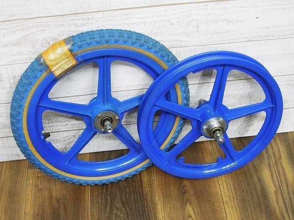  ビンテージ 16インチ/樹脂製/BMX前後ホイールセット/ 品(その他)｜売買されたオークション情報、yahooの商品情報をアーカイブ公開 - オークファン ホイール（完組、手組）