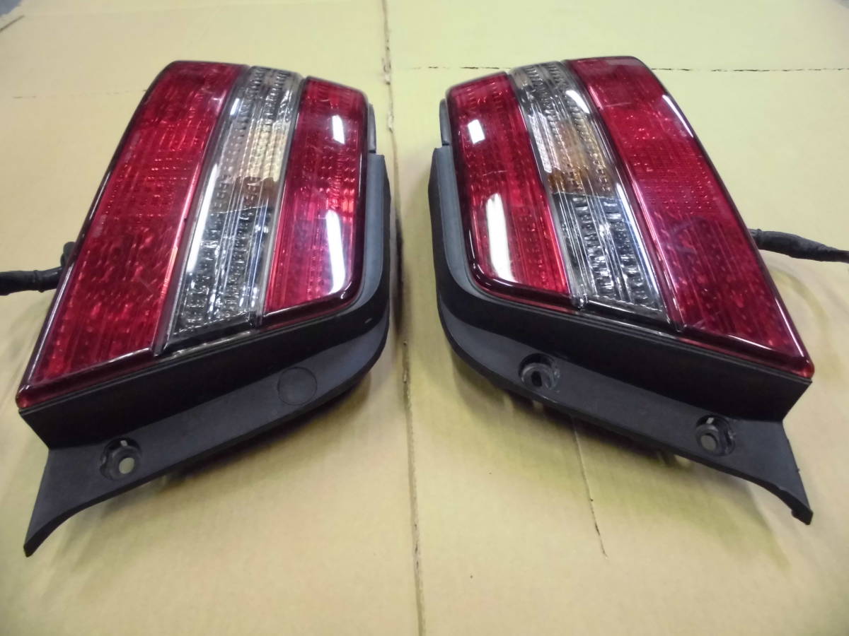 チェイサー JZX100 純正 トヨタ テールランプ 後期 テールライト 左右