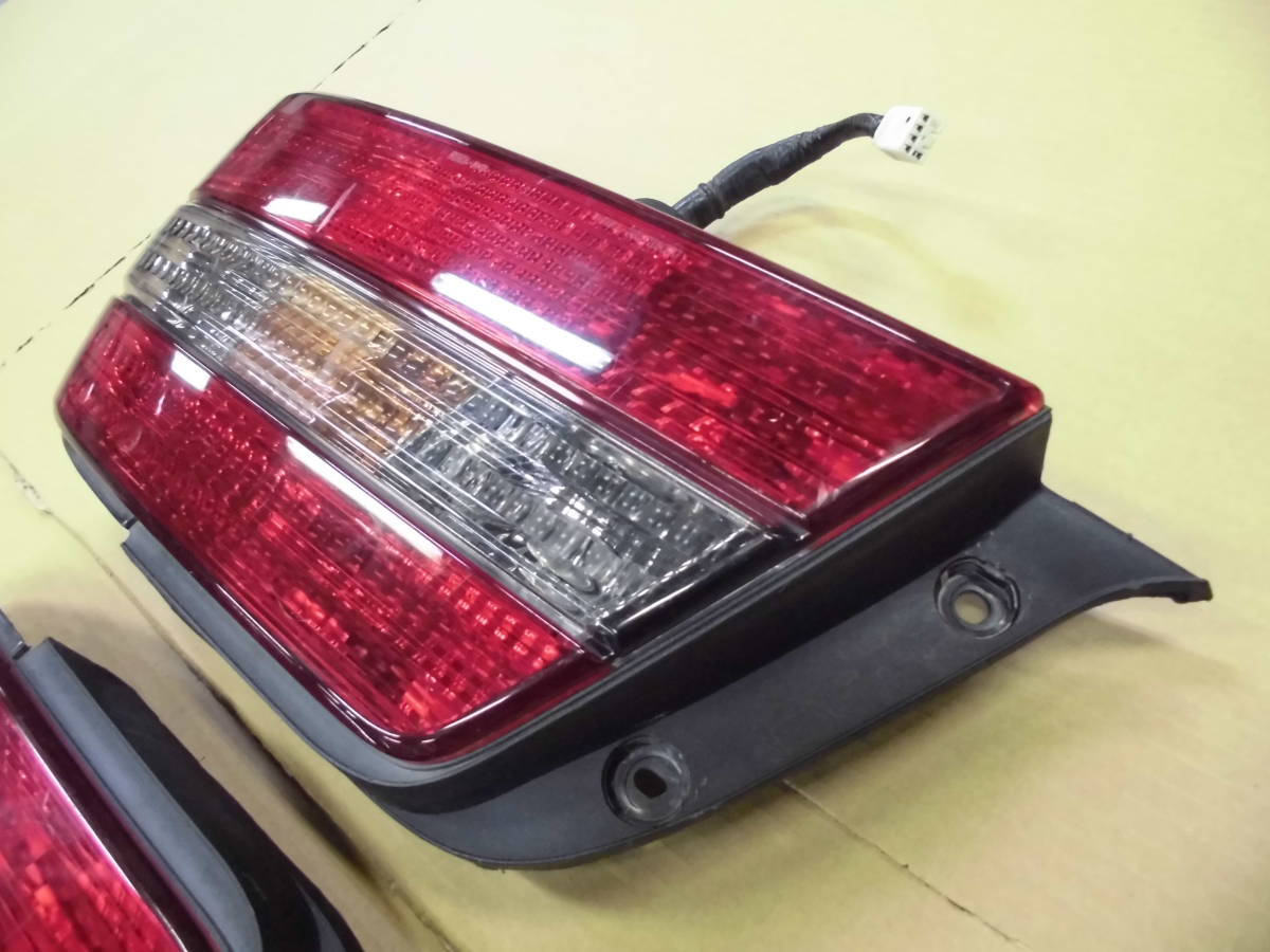 チェイサー JZX100 純正 トヨタ テールランプ 後期 テールライト 左右