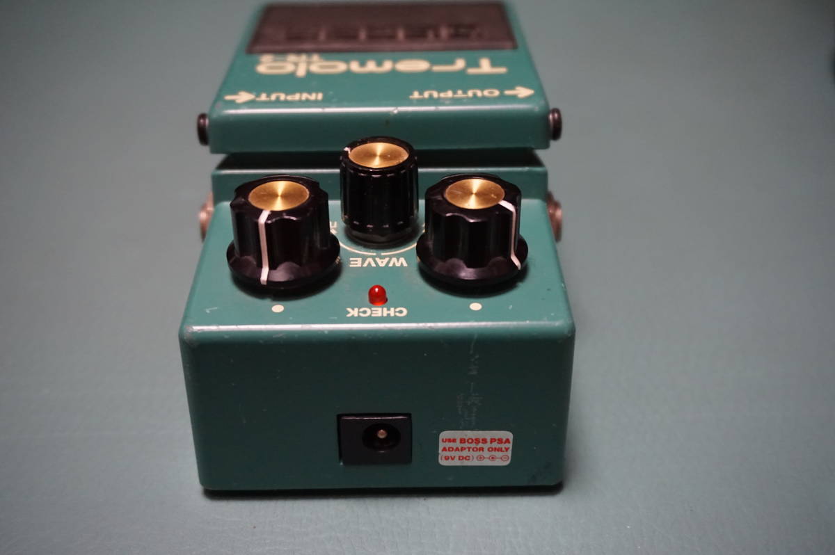 BOSS TR-2 Tremolo 元箱、説明書付き BOSS TR-2/Tremoro/元箱、取説付/