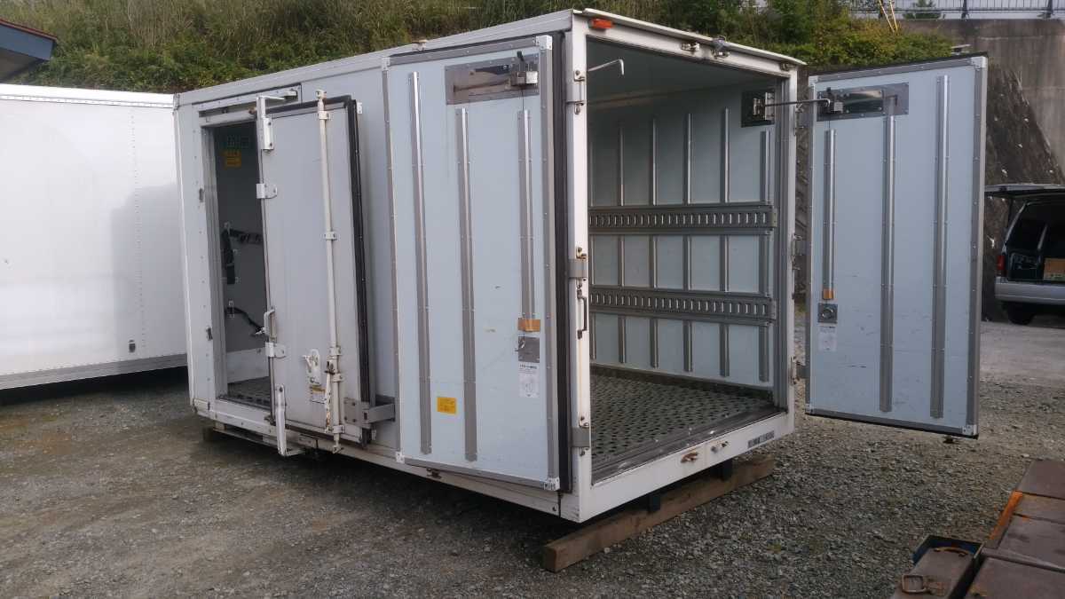 福島発 トラック 荷台 カギ有りアルミバン 断熱材入り 丁度いいサイズ 