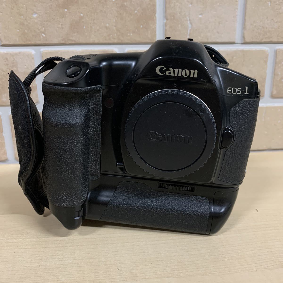 1円~【動作未確認】 Canon キヤノン EOS-1 ボディ AF一眼レフ フィルム