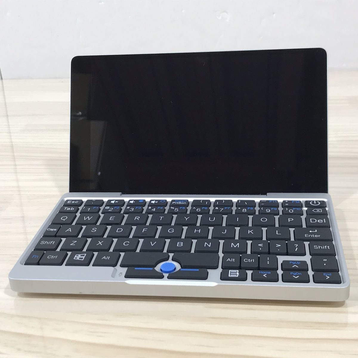 GPD POCKET/Win10/Atom x7-Z8750/8GB/128GB [200904SK250339] パソコン