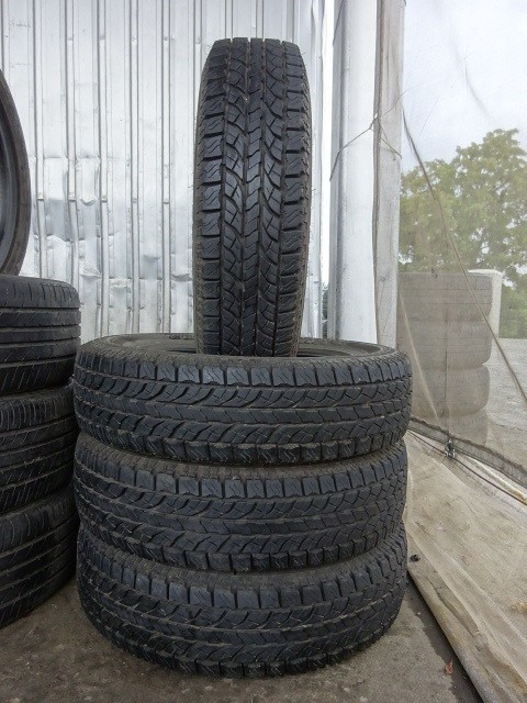 175/80R16 ヨコハマ GEOLANDAR A/T-S ジムニー 中古夏タイヤ4本