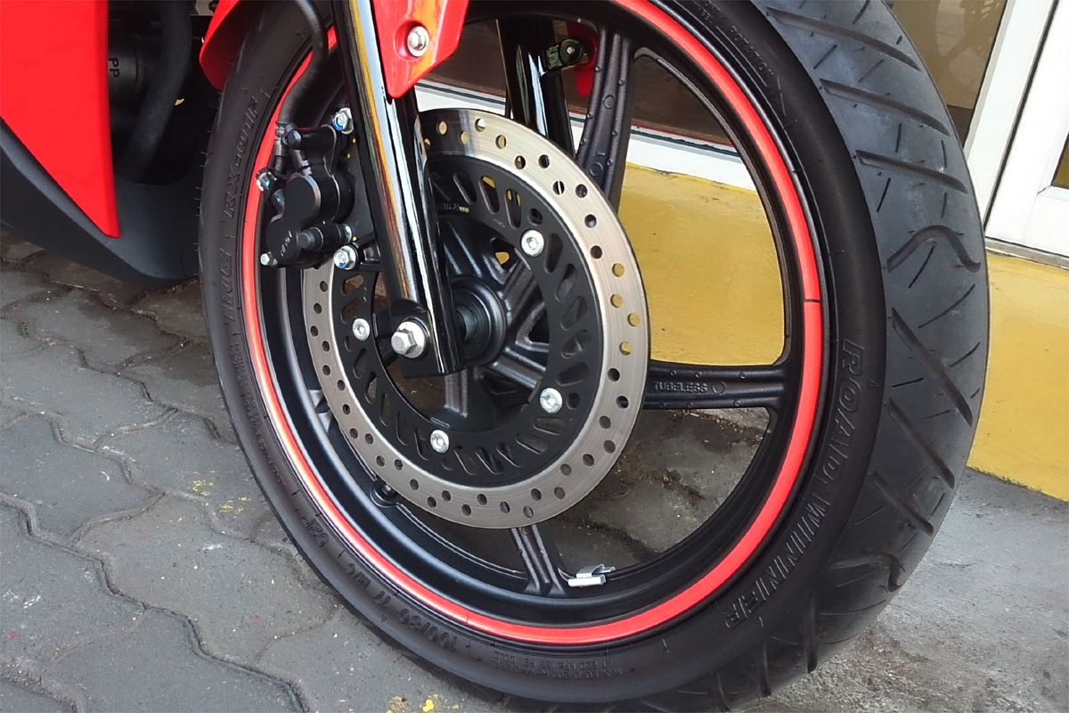 CBR125R JC50 2013 45251-KPP-T01ZA フロントブレーキ ディスク