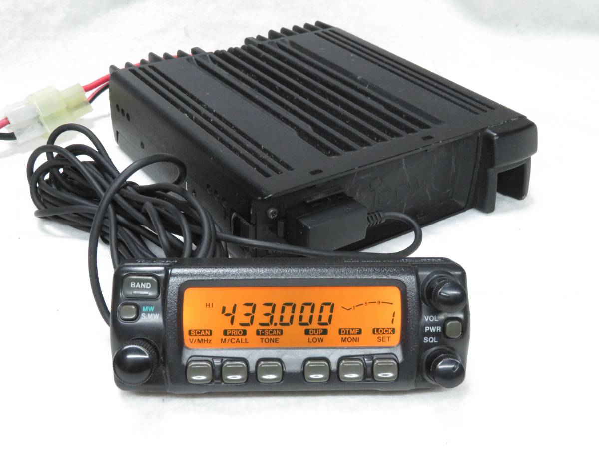 アイコム IC-207 144/430 20W/20W セパレート付 広帯域受信対応 ICOM