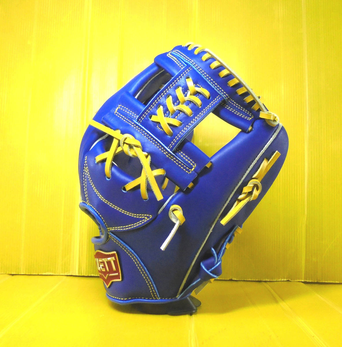 新作登場，新品 ZETT PRO MODEL 硬式内野手用グラブ ロイヤルブルー 50SP04(内野手用)｜売買されたオークション情報、yahooの商品情報をアーカイブ公開 - オークファン 大人用
