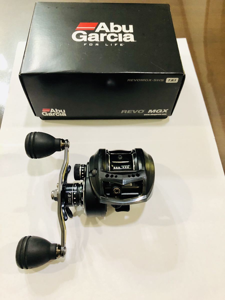 爆買い，定番 アブガルシア Abu Garcia REVO MGX-SHS ギヤ比7.9:1 ハンドル交換品(アブガルシア)｜売買されたオークション情報、yahooの商品情報をアーカイブ公開 - オークファン アブガルシア