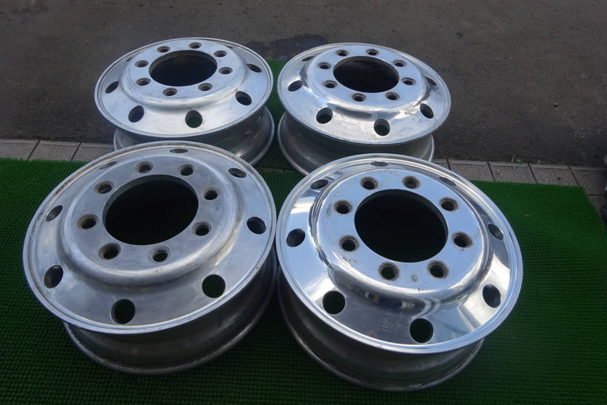 アルミホイール　22.5×7.50、　8穴　（11R22.5、295/80R22.5などに使う）　激安美品　4本セット：40000円