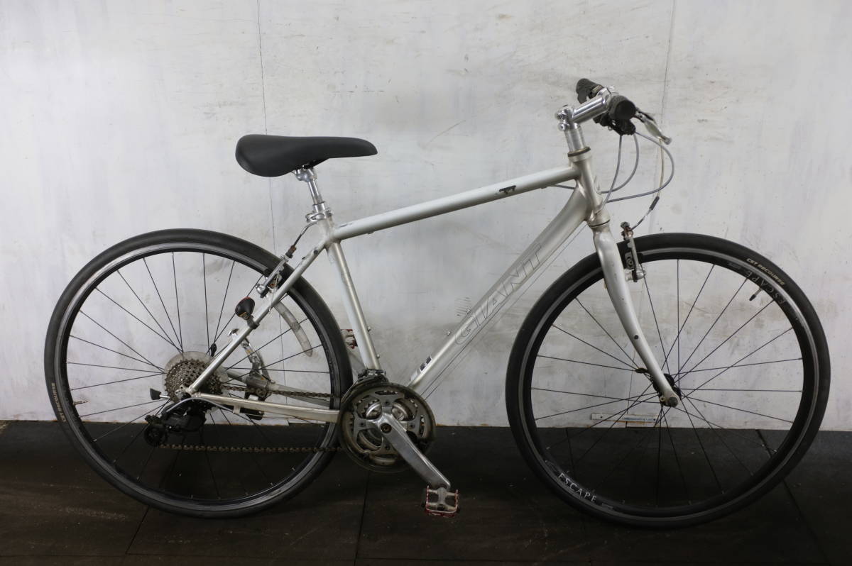 ESCAPE R3 GIANT 700C アルミ 24速 500mm 700Cアルミ24速 公式通販 