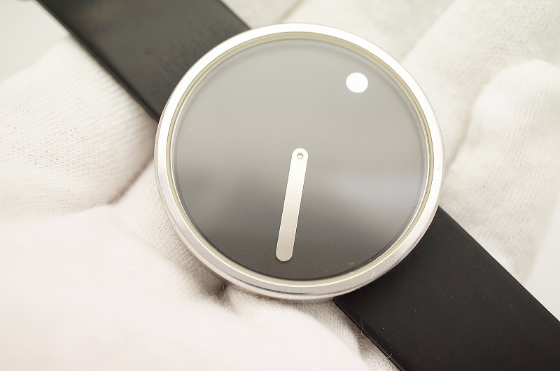 ROSENDAHL 腕時計 PICTO 40mm！ローゼンダール ピクト コンラン