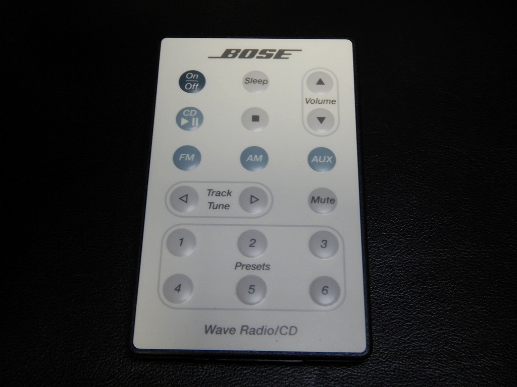 BOSE WAVE Radio CD (アイボリー) リモコン付 動作品 BOSE WAVE Radio BOSE WAVE Radio CD (アイボリー) リモコン付 動作品 BOSE WAVE Radio