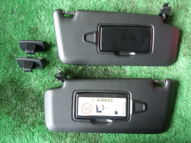 【お得，限定SALE】 U#634 ベンツ W246 B180 後期 2018年9月 DBA-246242 純正サンバイザー左右 フリップバイザー 日よけ(メルセデス・ベンツ用)｜売買されたオークション情報、yahooの商品情報をアーカイブ公開 - オーク メルセデス・ベンツ用