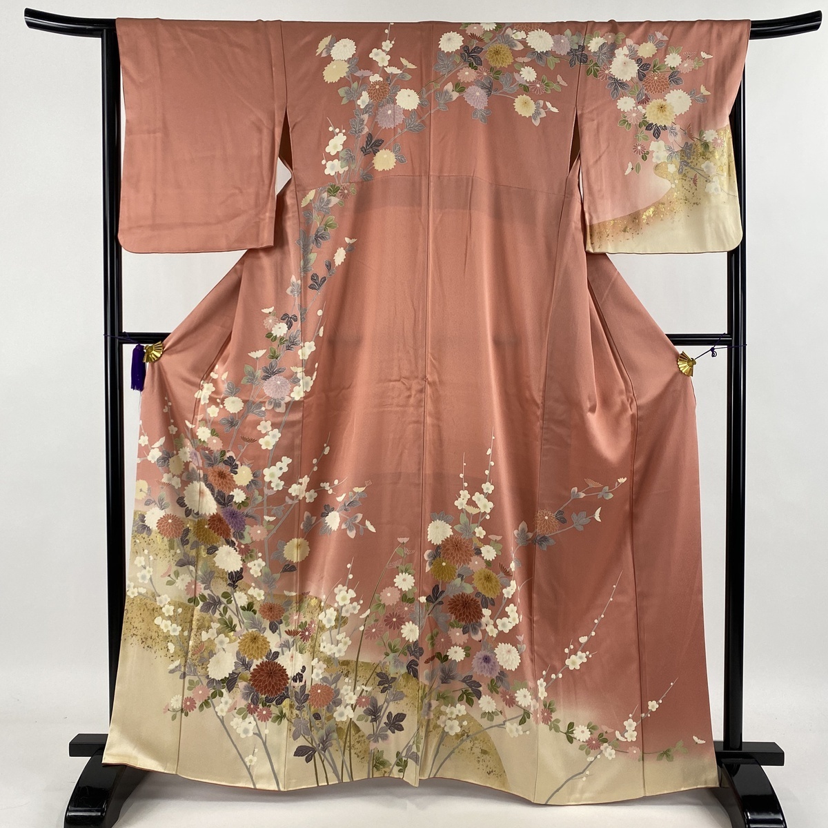 【超激得，品質保証】 訪問着 秀品 菊 梅 金彩 ぼかし ピンク 袷 身丈165cm 裄丈66.5cm M 正絹(仕立て上がり)｜売買されたオークション情報、yahooの商品情報をアーカイブ公開 - オークファン 仕立て上がり