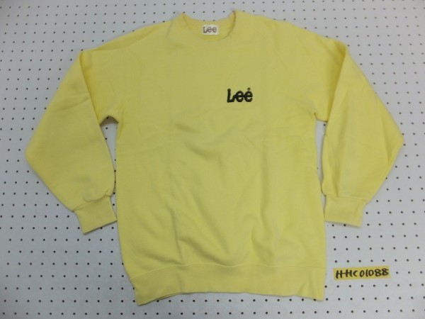 Lee リー レディース フロッキーロゴプリント 綿 トレーナー 黄色 トップス 売買されたオークション情報 Yahooの商品情報をアーカイブ公開 オークファン Aucfan Com