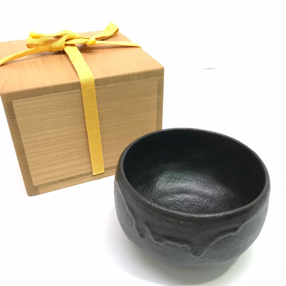 b1283】 二代 寒川栖豊 那智黒 茶椀 紀州焼 葵窯 黒茶碗