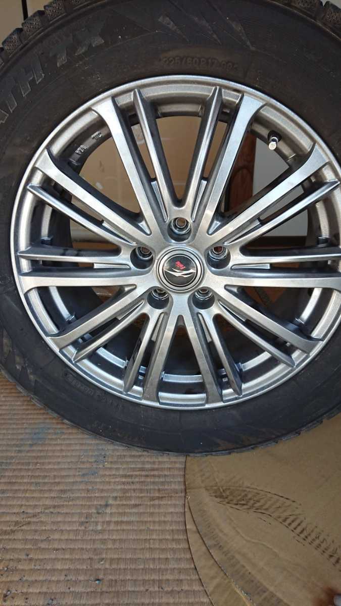 225/60/17超バリ山スタッドレス TOYO-winterトランパスTX 17 7.0j イン 
