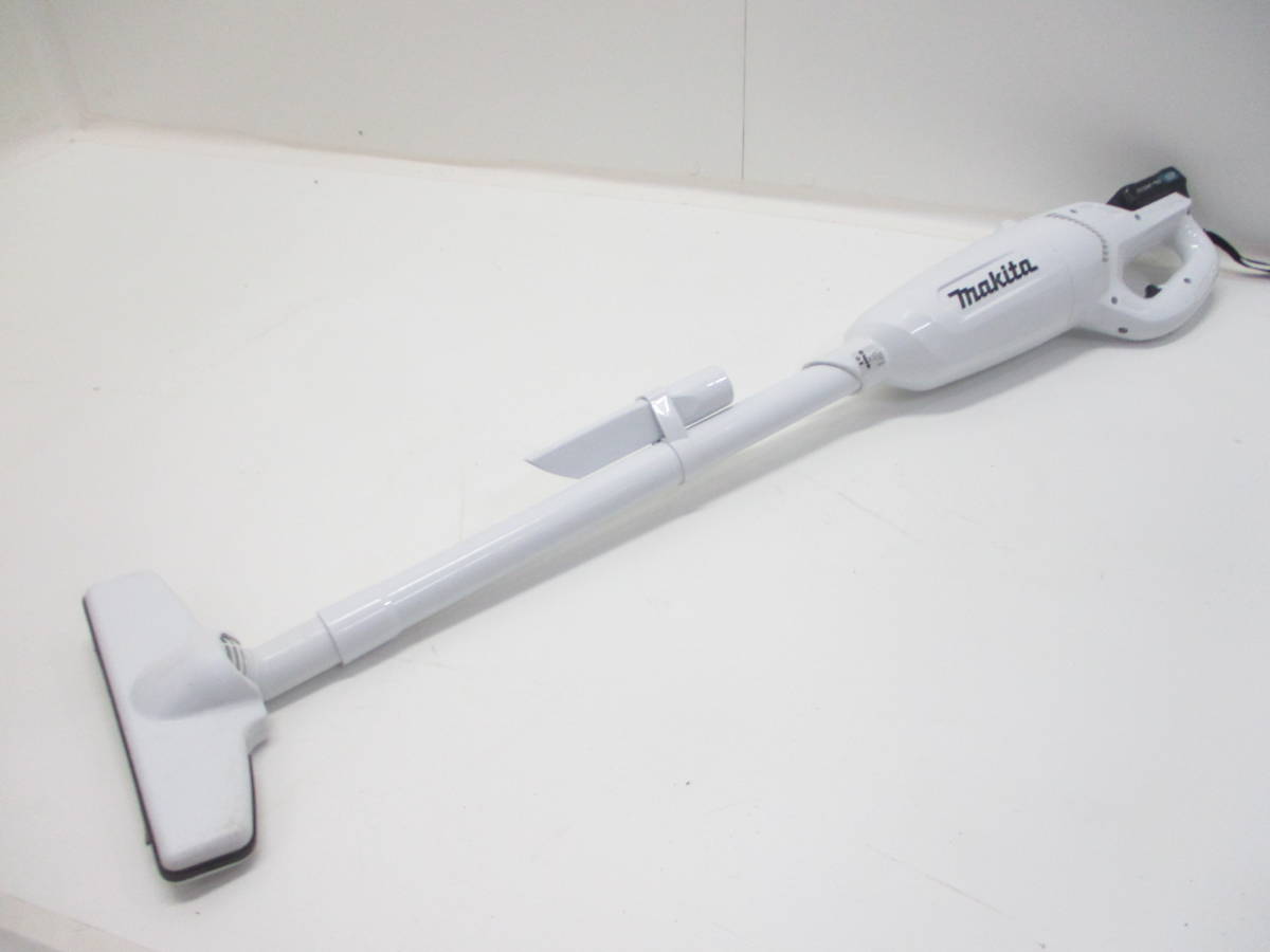 正規品が激安通販 △mkakita マキタ 充電式クリーナ CL106FD 掃除機