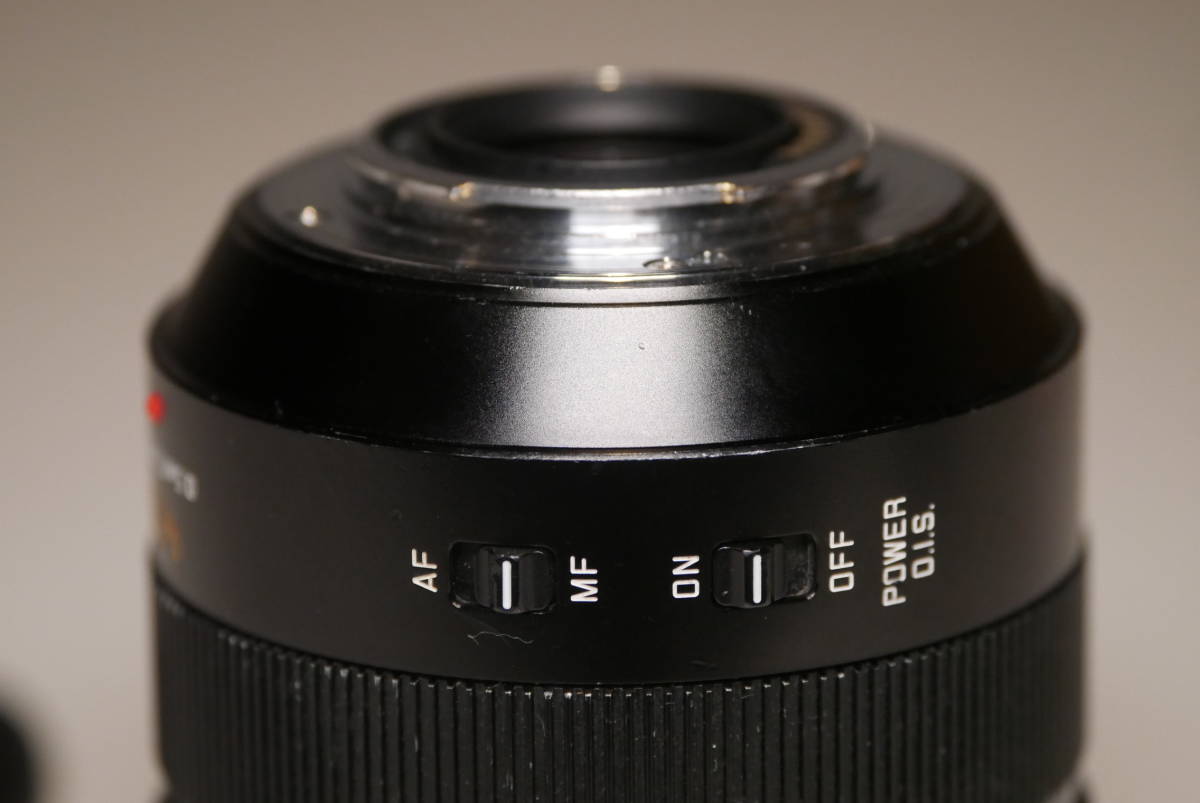Panasonic DG Nocticron Leica f⁄1.2 42.5mm Lens ASPH. ASPH G O.I.S. 