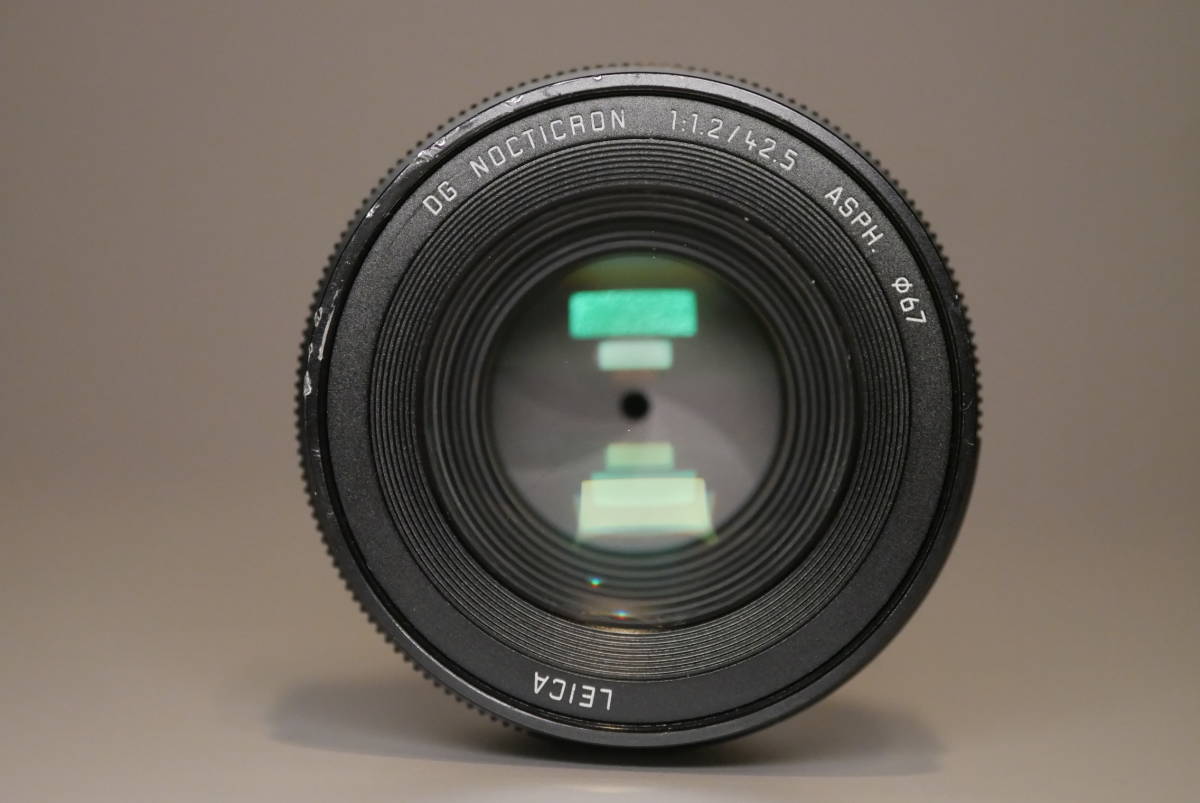 Panasonic DG Nocticron Leica f⁄1.2 42.5mm Lens ASPH. ASPH G O.I.S. 