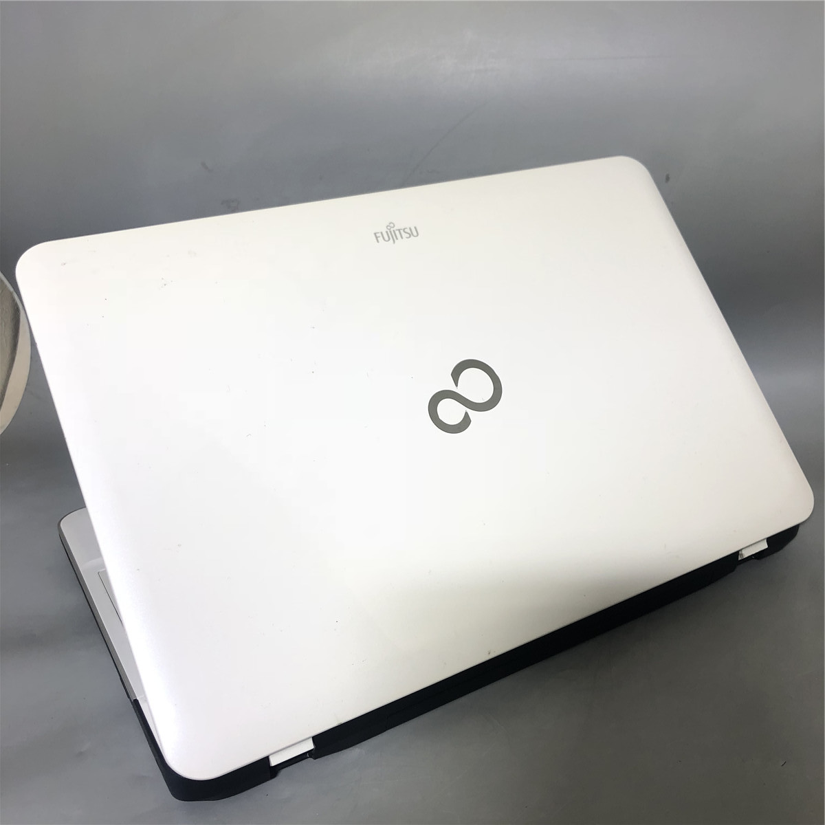 ☆1円～ 中古 訳有ジャンク扱 15.6型 Fujitsu 富士通 Lifebook AH30/L 