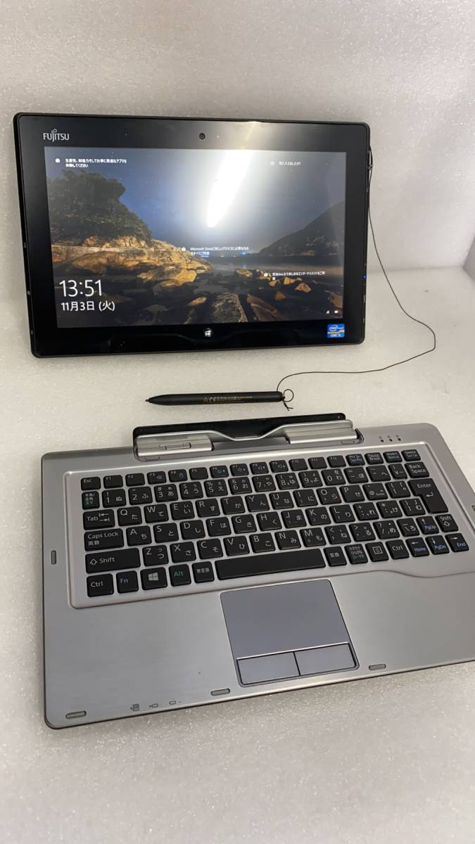 中古良品！ 大量在庫！ 富士通 タブレットPC Q702G Corei5+4GB+SSD+ 
