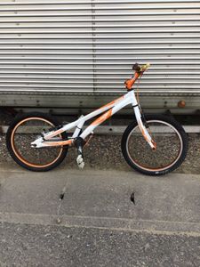トライアル 自転車のYahoo!オークション(旧ヤフオク!)の相場・価格を 