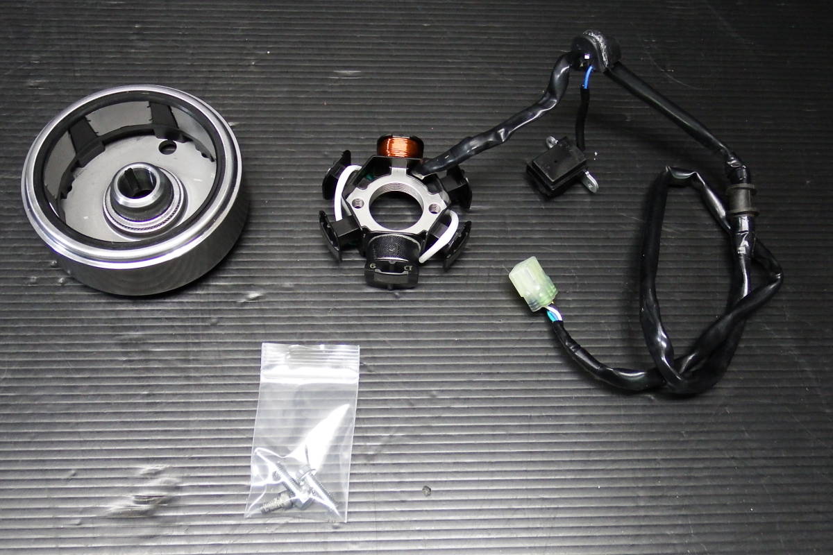 NSF100 HRC ステーターコイル純正部品 新品・未使用品 即決 HRC NSF100 新車外し 純正 ステーター ローター セット 即決 HRC