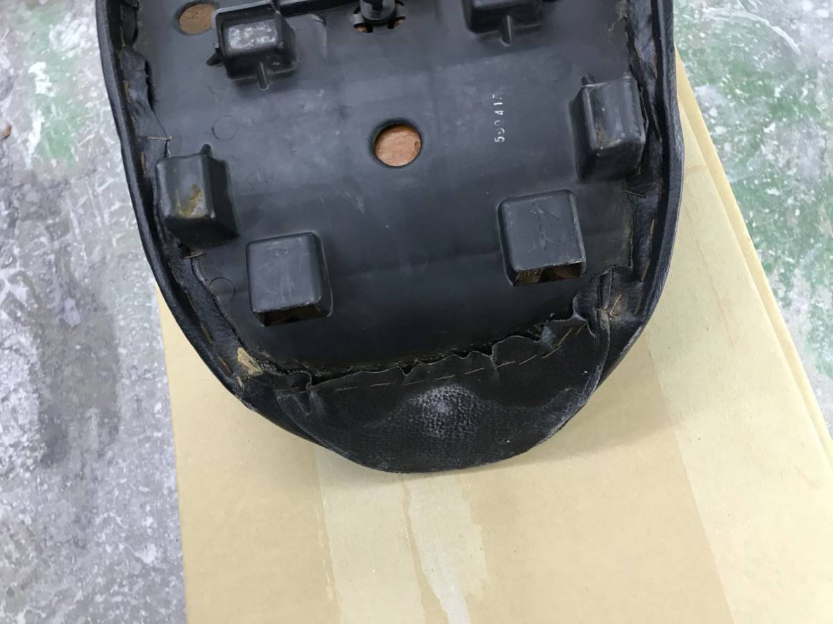 カワサキ GPZ750 GPZ750F 純正シート カワサキ KAWASAKI バイクシート
