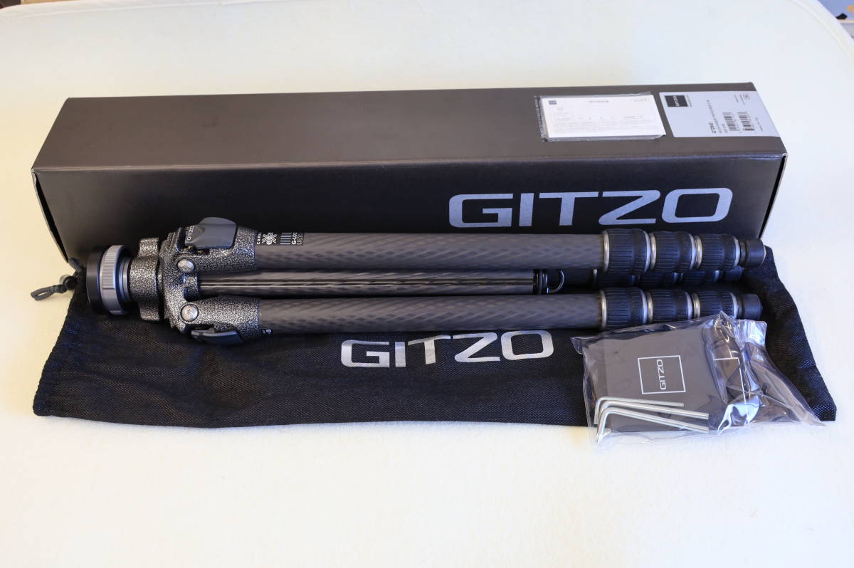 GITZO ジッツォ GT2542 マウンテニアカーボン三脚 2型4段使用頻度少 美